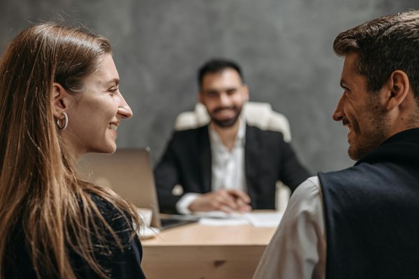 Comment les Services aux Entreprises Boostent la Productivité : Un Regard Inédit