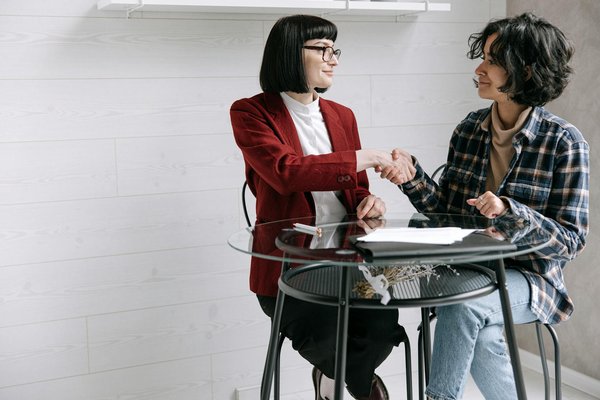 5 Stratégies Innovantes pour Impliquer les Employés dans la Santé au Travail