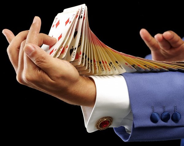 Magicien dans le 77 : l'art de l'illusion à votre service